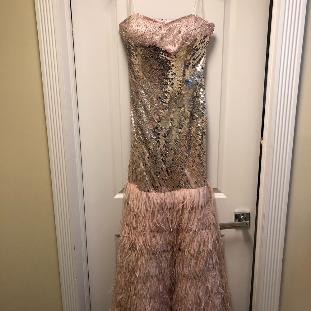Mac Duggal Prom Dress, size 12